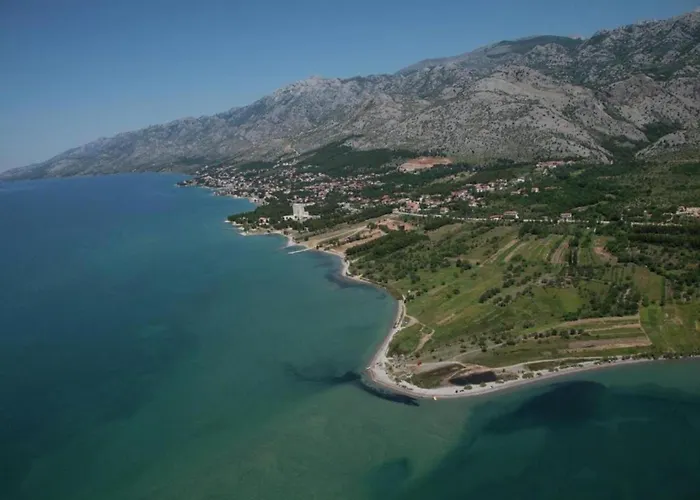 In Near Paklenica
