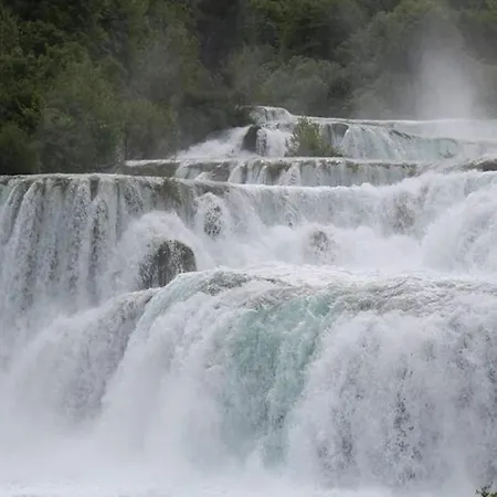 In Near Paklenica Tatil Evi *
