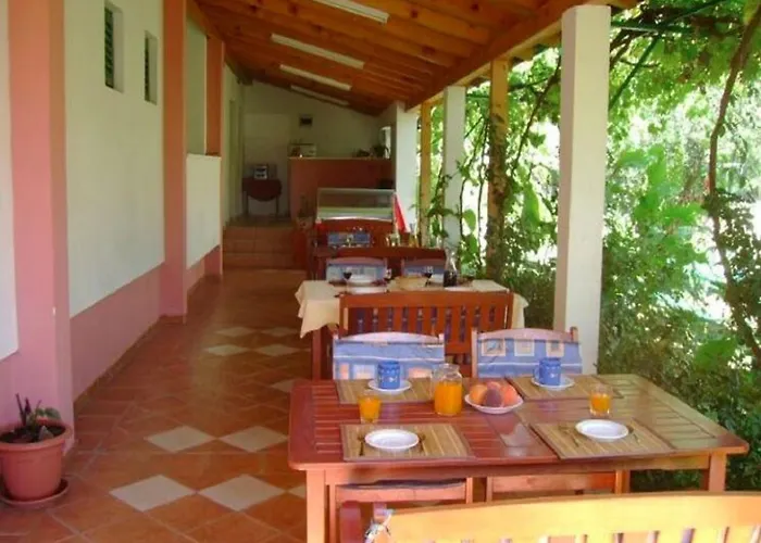 In Near Paklenica Starigrad Paklenica